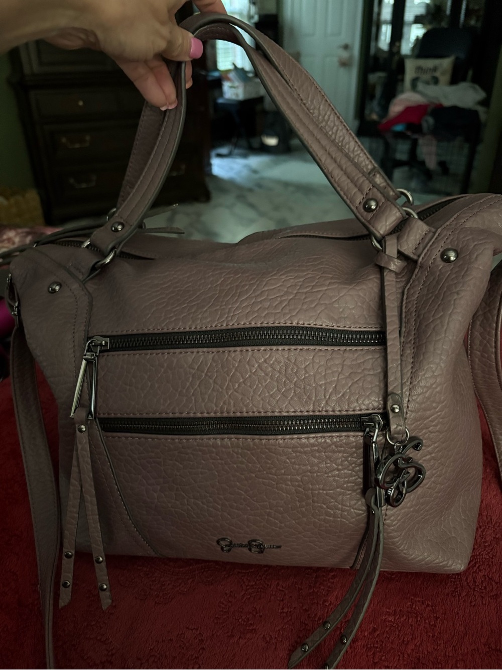 Jessica Simpson Mauve Women's Zippered Medium Sized Purse - Hand/Shoulder Carry